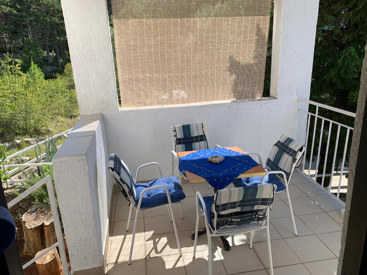 Apartmani Ficurin Starigrad Paklenica Bagian luar foto